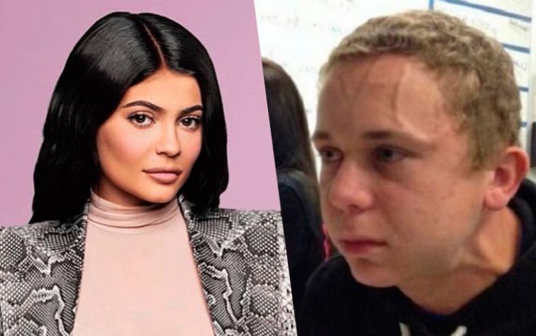 Kylie Jenner muestra cómo corta un queque y saca de quicio a todos