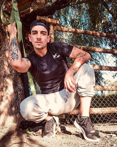 Christian Ocaranza recibió desubicado comentario en foto junto a su pareja