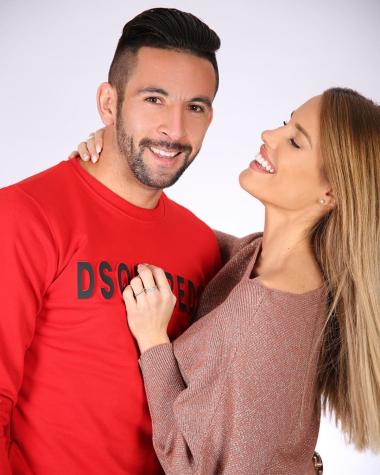 Mauricio Isla y Gala Caldirola ayudan a familias afectadas por el coronavirus
