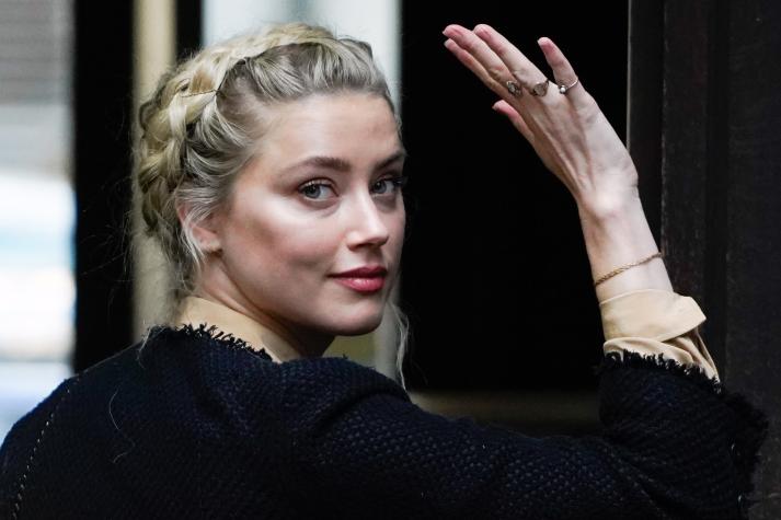 Amber Heard niega relación amorosa con Elon Musk y James Franco