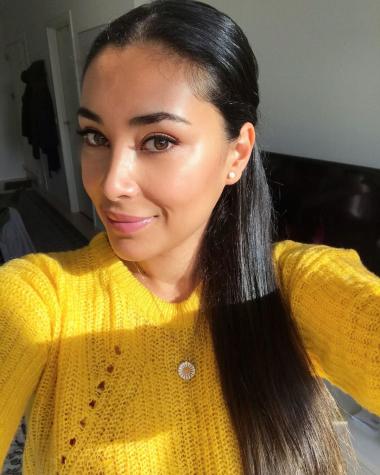 "Arenita" estrenó nuevo look y es idéntica a Ariana Grande