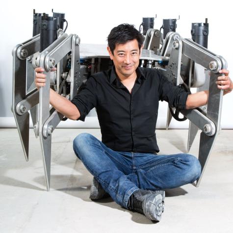 Pesar por muerte de Grant Imahara, ex miembro de “Cazadores de Mitos”