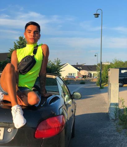 Leo Méndez Jr. impacta con osada foto desde su cama