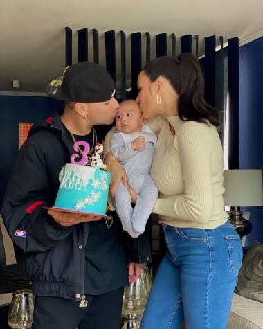 Hijo de Lisandra Silva y Raúl Peralta se roba las miradas en bella postal familiar