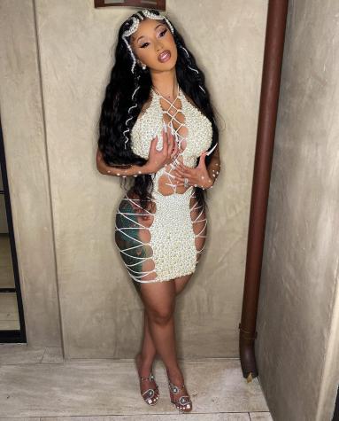 Cardi B comparte el particular "snack" que come en las noches
