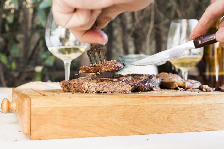 Cómo “desintoxicar” tu cuerpo luego de una comida excesiva