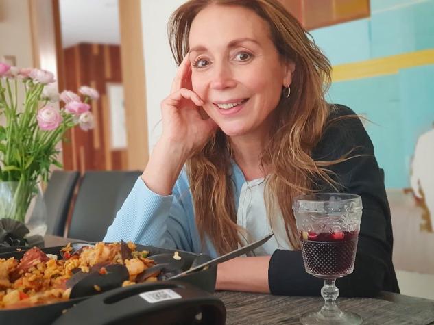 Karen Doggenweiler comparte foto de su hija clon de 25 años