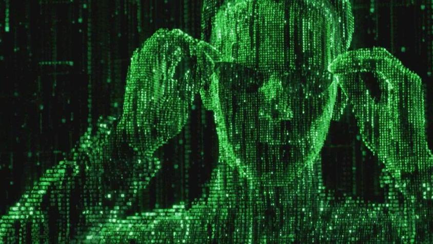Astrofísico afirma que hay una probabilidad de que vivamos en una realidad simulada