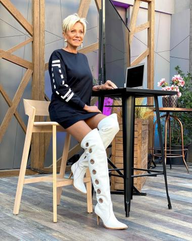 Raquel Argandoña sabe como combinar las botas vaqueras de moda