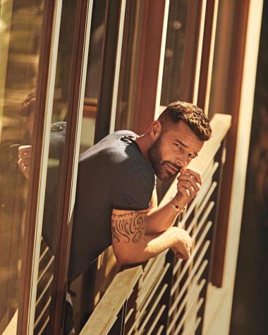 El radical cambio de look de Ricky Martin que estalló la web
