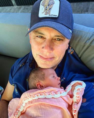 José Miguel Viñuela se sometió a vasectomía el día que nació su hija