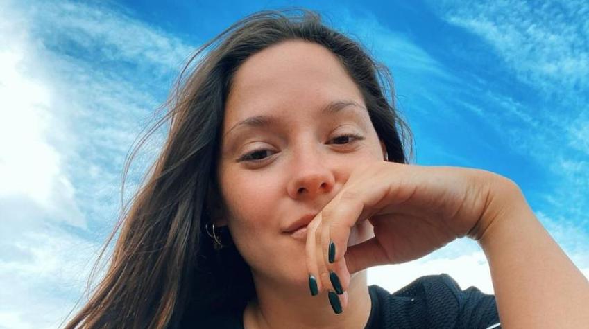 Kel Calderón impacta con foto en bikini en sus vacaciones en México