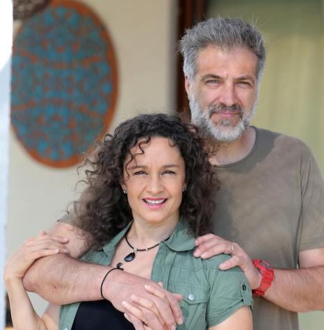 Claudia Miranda y Omar Costella celebran 22 años de matrimonio