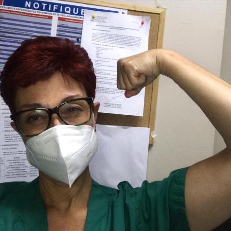 Doctora Herrera celebra su cumpleaños 60 trabajando en la UCI