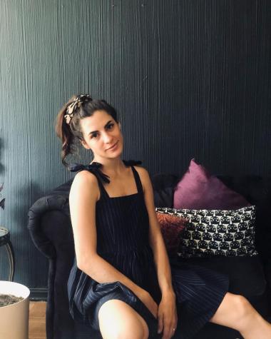 Carmen Zabala muestra lo grande que está su hija