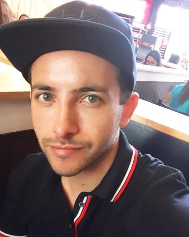 “Iluminaste mi vida”: Hugo Valencia sufre por muerte de abuela