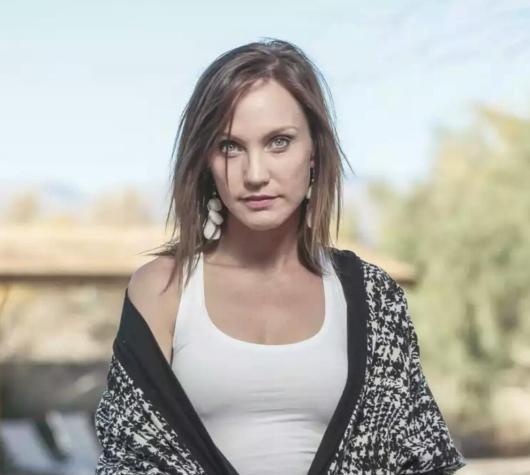 Fernanda Hansen recuerda la pérdida de su bebé: "Yo tengo un ánfora con las cenizas de mi hija"