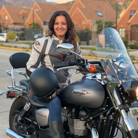 Priscilla Vargas y su hija comparten el amor por las motos