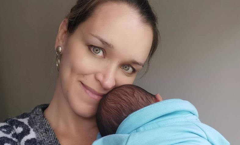 Carla Zunino a un mes de nacido su hijo: “Durmiendo poco, amamantando mucho”