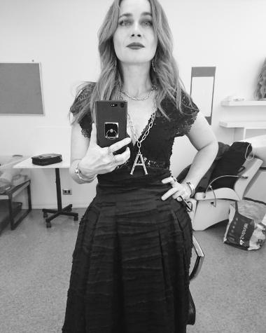 Amaya Forch recibe divertido comentario tras recordar su look en "Marparaíso"
