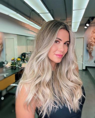 Laura Prieto deslumbra con destape matutino desde su baño