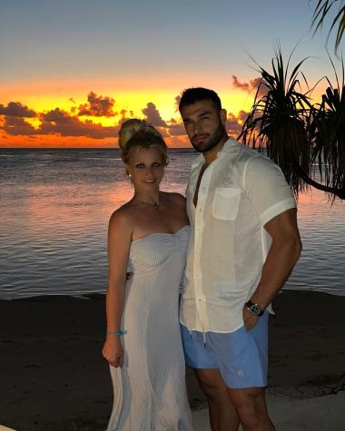 ¡La policía intervino! Ex marido de Britney Spears irrumpe en su boda