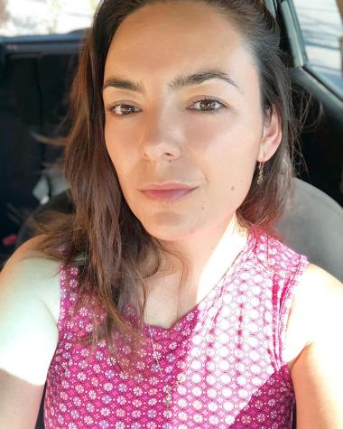 Janis Pope encanta con nuevas fotos junto a su bebé