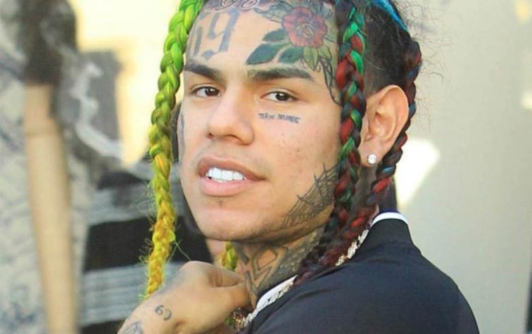 Rapero Tekashi 6ix9ine tuvo que ser hospitalizado tras brutal golpiza en baño del gimnasio