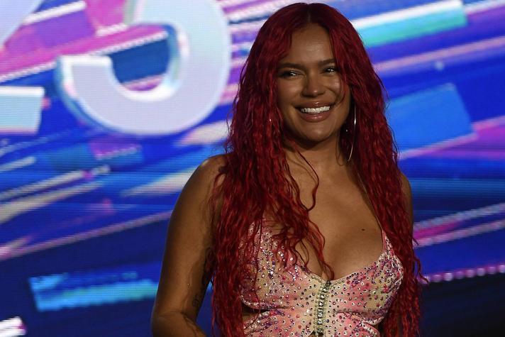 Karol G dejó atrás el pelo rojo: sorprendió con radical y aplaudido nuevo look 