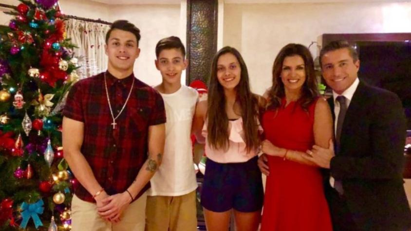 Ivette Vergara junto a su familia