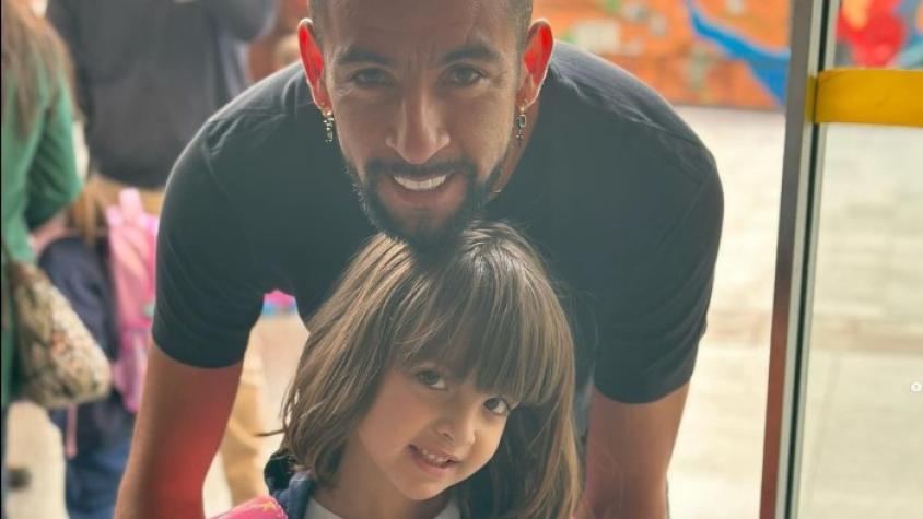 Mauricio Isla comparte fotos de sus soñadas vacaciones junto a sus hijas