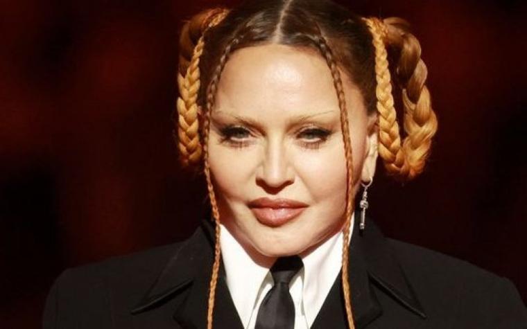 Madonna sorprende en redes sociales al posar al natural a sus 64 años