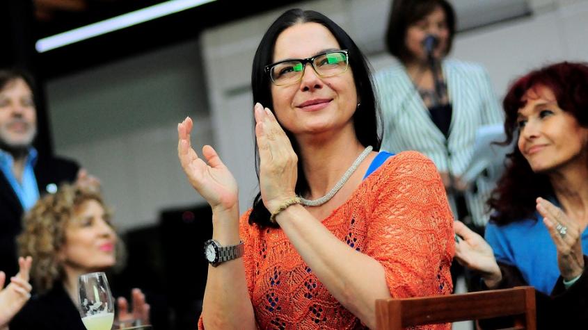 Katty Kowaleczko se luce como modelo a sus 58 años
