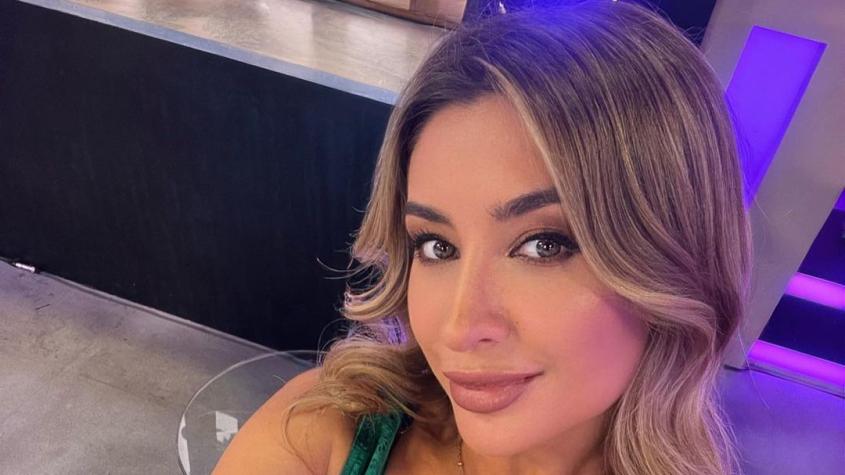 Camila Andrade impacta con encendido topless en redes sociales