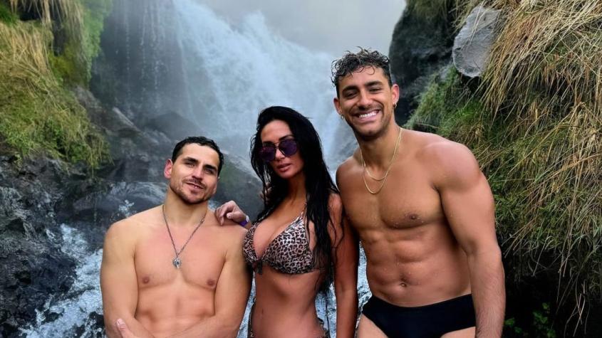 Pamela Díaz, Pangal y Austin en Nevados de Chillán - Instagram @pamelafieradíaz